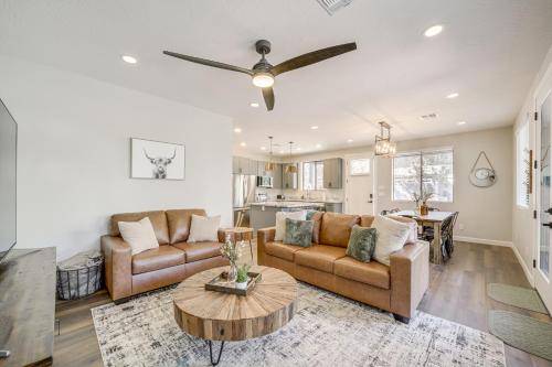 Games & Outdoor Seating: Cabin in Scenic Payson!, Payson (foto 4)