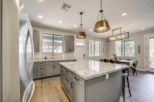 Games & Outdoor Seating: Cabin in Scenic Payson!, Payson (foto 9)