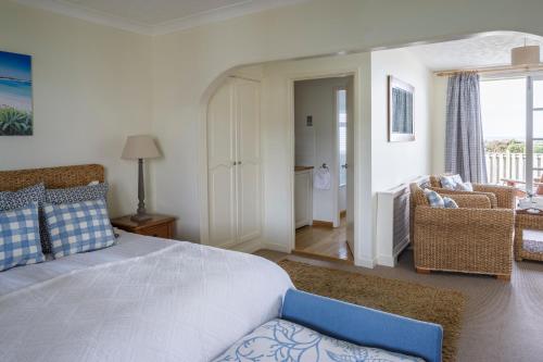 Star Castle Hotel - image 14