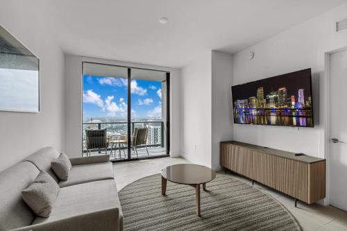 Modern 1 Bed on the 42th- Heart of Downtown Miami in Miami, USA