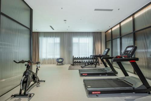 홀리데이 인 익스프레스 인촨 란시 밸리 플라자 바이 IHG - 피트니스 센터