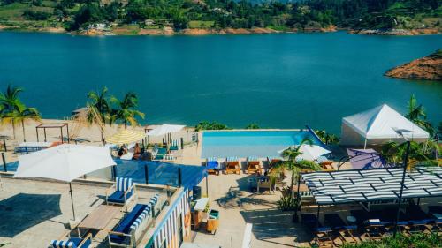 Tuvākā izklaides vieta, Viajero Guatapé Hostel & Lake Club (Viajero Guatape Hostel & Lake Club) in El Peñol