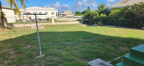 Belleview Cozy Cottage in Saint Martins