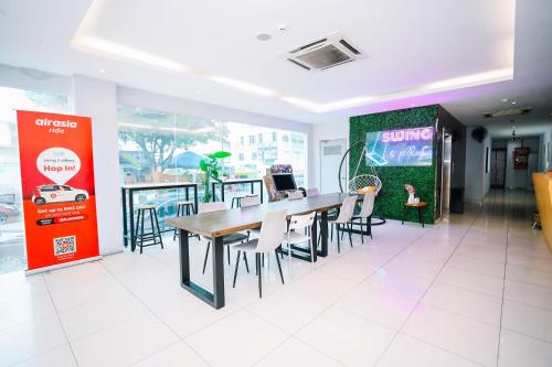 Photo - Swing & Pillows - KL Sg Besi, Kuala Lumpur