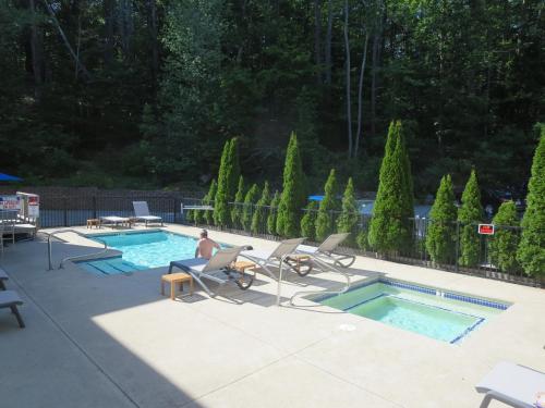 Admiral's Inn Resort - image 4