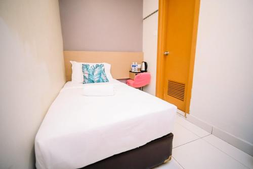 Swing & Pillows - PJ21 Petaling Jaya Swing & Pillows - PJ21 Petaling Jaya