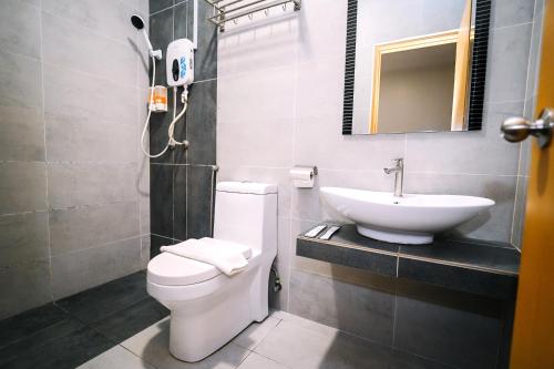 Swing & Pillows - PJ21 Petaling Jaya Swing & Pillows - PJ21 Petaling Jaya