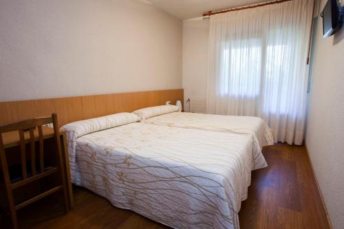Hostal Abodi - image 2