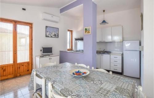  Nice Apartment In San Leonardo Di Cutro in Le Castella