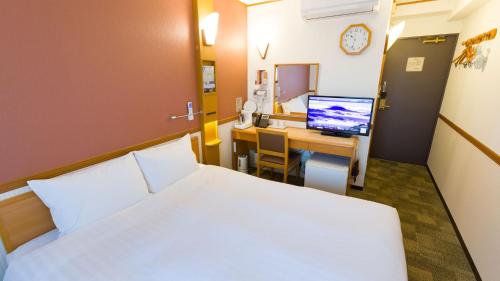 東横 INN 高崎駅西口 1スーペリア　ダブルルーム　喫煙