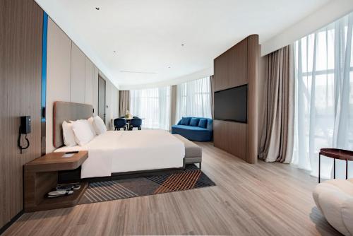 홀리데이 인 익스프레스 인촨 란시 밸리 플라자 바이 IHG