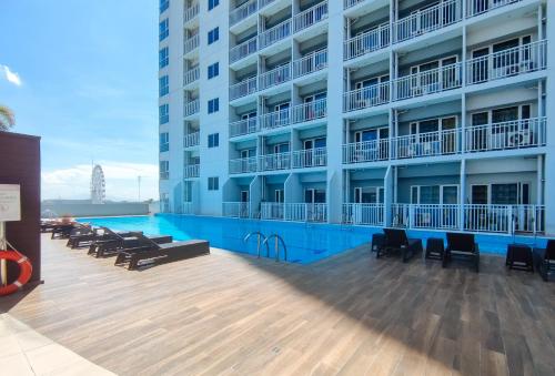 SMDC Breeze Residences by RedDoorz, Manila
