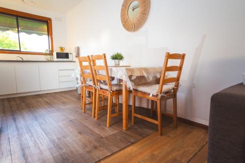 設施, Stay next to train station! Melbourne CBD 12 km! in 瑞斯維爾