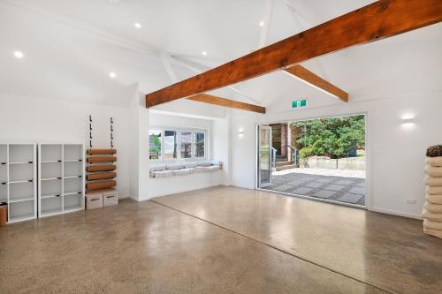 Spa, Bay and Bush, Jervis Bay in Jervis Bay