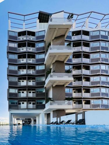 Exterior view, WV TOWERS near Amosup Seamen's Hospital