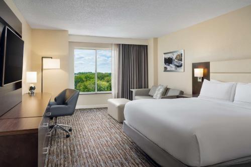 DoubleTree by Hilton Greensboro - image 5