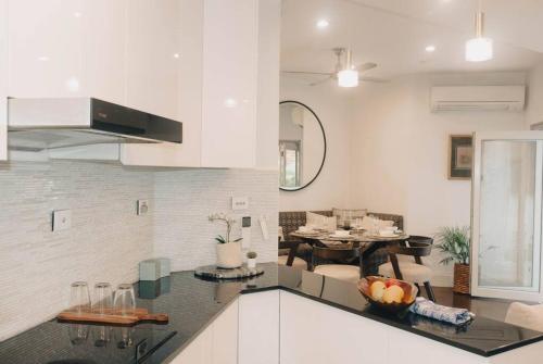 Picasso Villa in Rose Bay in Rose Bay
