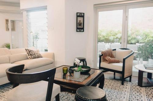 Picasso Villa in Rose Bay in Rose Bay