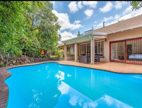 Sandton Hideout B&B
