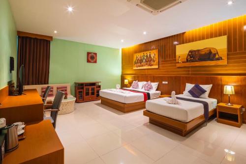 room detail thumbnail 1