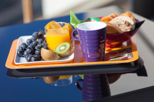 ibis Styles Poitiers Centre - image 3