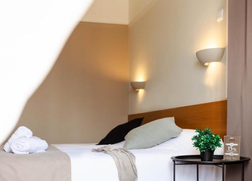 2 twin beds