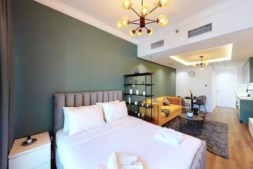 Shiny & Fresh - Studio with Lake View - JLT - image 3