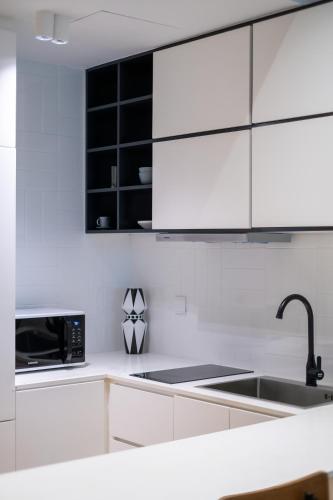 Bright and cozy - Studio - JLT - main image