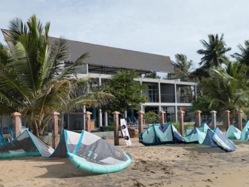 Hiru Beach Resort & Kitesurfing in Kalpitiya
