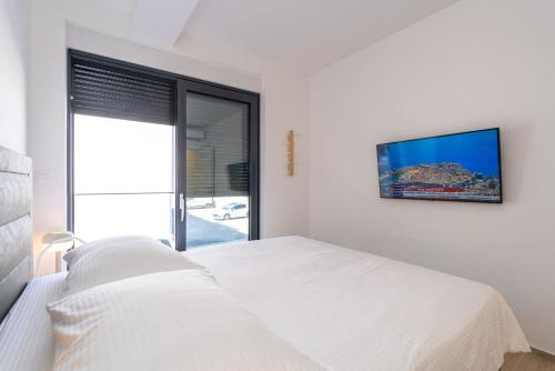 Two-Bedroom Apartment with Balcony image 7