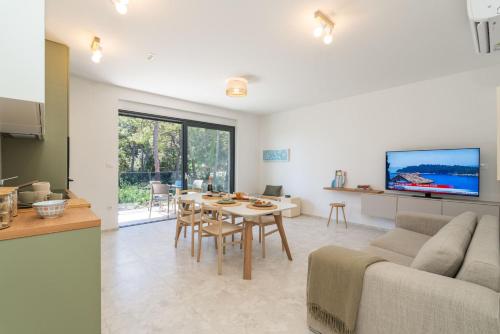 Two-Bedroom Apartment with Balcony