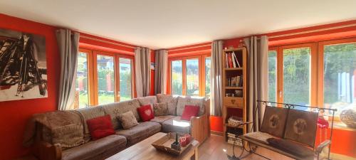 4 bedrooms, 6 beds
