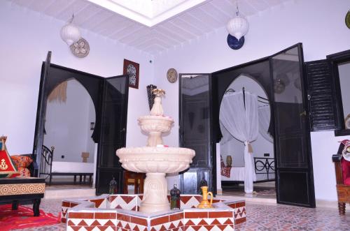 Riad Benrahal 2