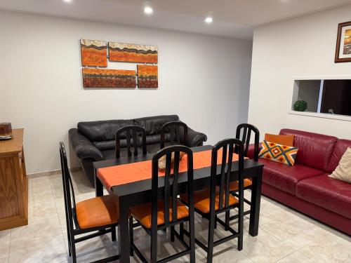ห้องส่วนกลางสำหรับนั่งเล่น/ดูทีวี, Apartamento Santa Cruz in ซิลเวรา