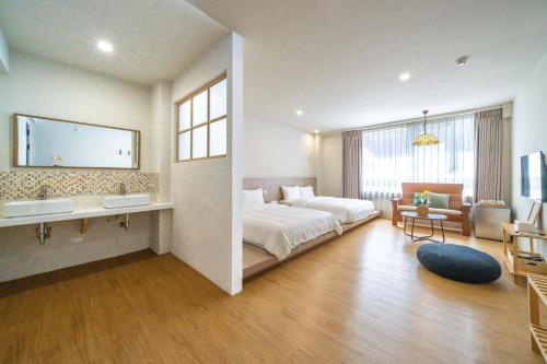 Nantuju – Tainan, LA