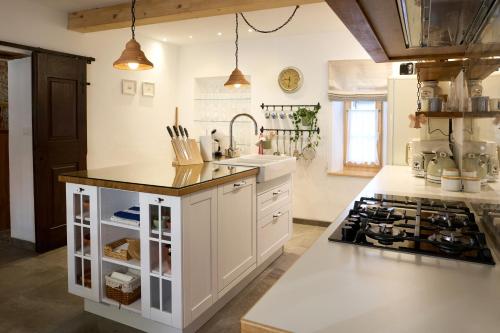 Pri Štefacovih - Authentic house (Pri Stefacovih - Authentic house) in Grahovo