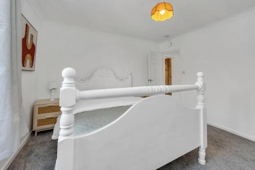 45b Kings road - delightful 2 bed apartment with free parking! 45b Kings road - delightful 2 bed apartment with free parking!