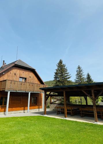 Widok z zewnątrz, Penzion&resort Na Kopečku (Penzion&resort Na Kopecku) in Adolfovice