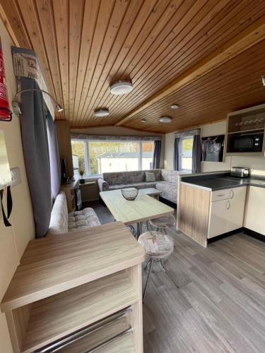 Newquay Bay Holiday Resort Caravan 73 in Trevelgue