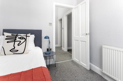 Arkles House - Air Host & Stay - Anfield, Liverpool (foto 10)