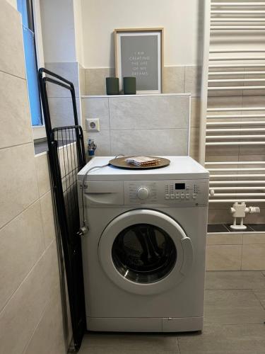 Maisonette FeWo im Zentrum in جينثين