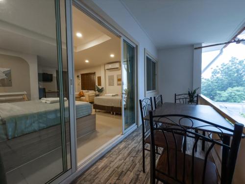 The Seathru Koh Larn Room Type - Family Room with Balcony