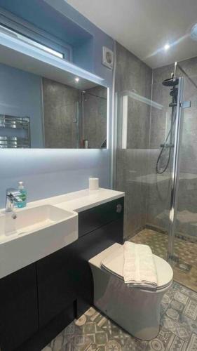 Zuhanyzó, The Anne'x in Dalbeattie városközpont