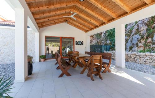 A szálláshely kívülről, Amazing Home In Kula Norinska With Wifi in Metkovic