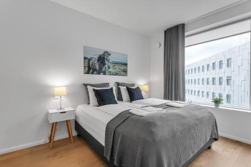 Two-Bedroom Apartment with Balcony room in Sif Apartments by Heimaleiga