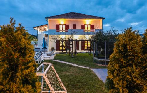 Viesnīcas āriene, Holiday Home Sinj With A Fireplace 417 in Vojnic Sinjski