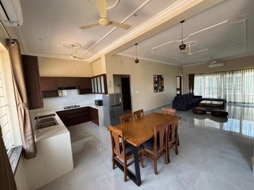 Abhikram Homes in สิโรดิ