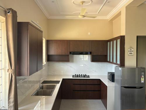 Abhikram Homes in สิโรดิ