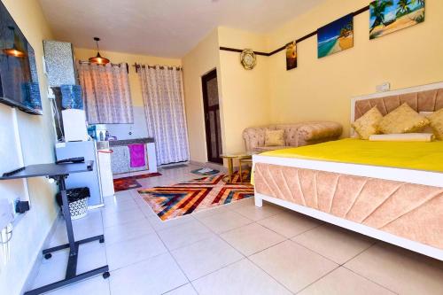 Studio Apartment by Beyond Vacay in FigTree Apartments Unit 404 Studio Apartment by Beyond Vacay in FigTree Apartments Unit 404