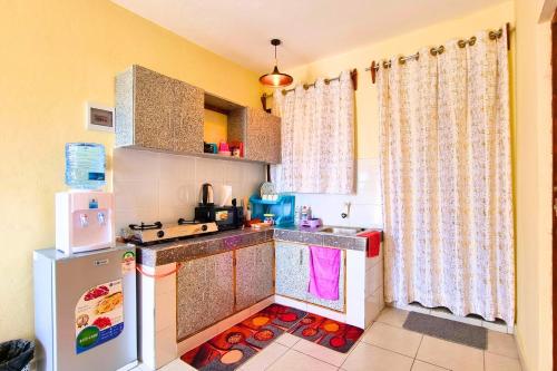 Studio Apartment by Beyond Vacay in FigTree Apartments Unit 404 Studio Apartment by Beyond Vacay in FigTree Apartments Unit 404